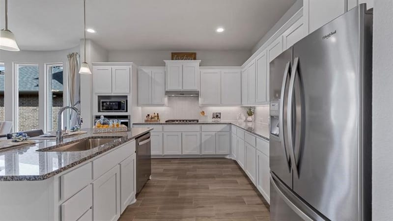 8704 RED OAK Drive, Justin TX 76247 - Photo 4