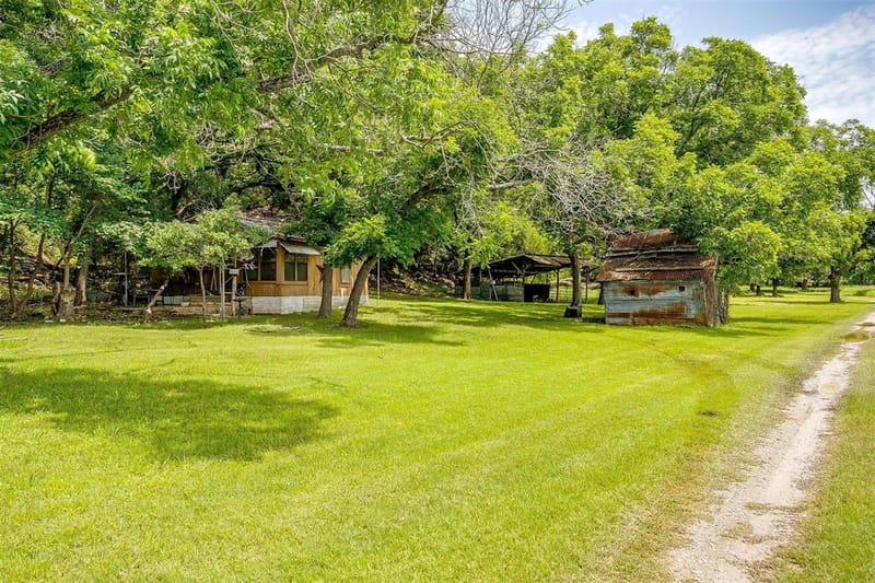 7401 Tin Top Highway, Weatherford TX 76087 - Photo 28