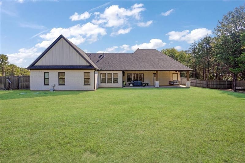 260 Lakeview Drive, Denison TX 75020 - Photo 33