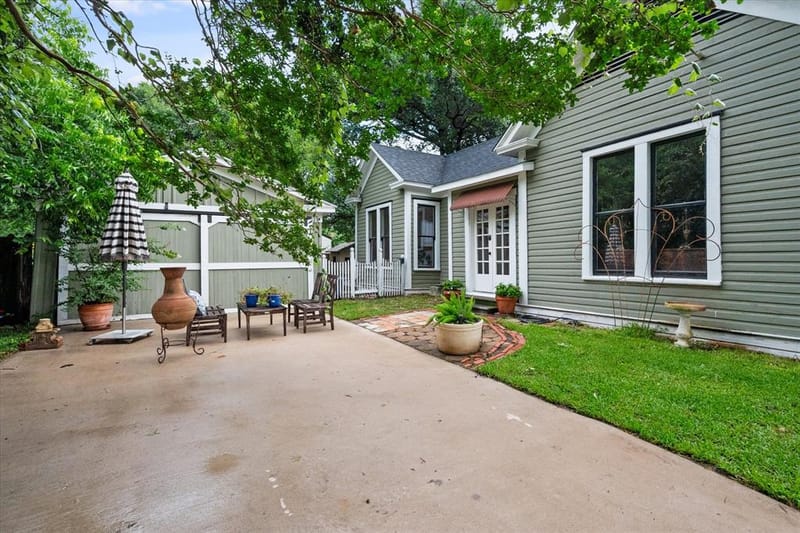 1004 W 5th Avenue, Corsicana TX 75110 - Photo 26