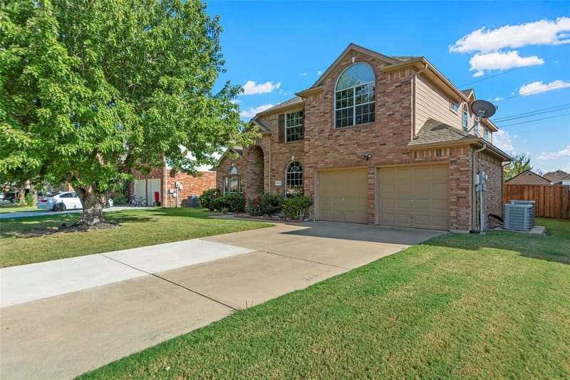 6048 Bertrand Drive, Plano TX 75094 - Photo 2