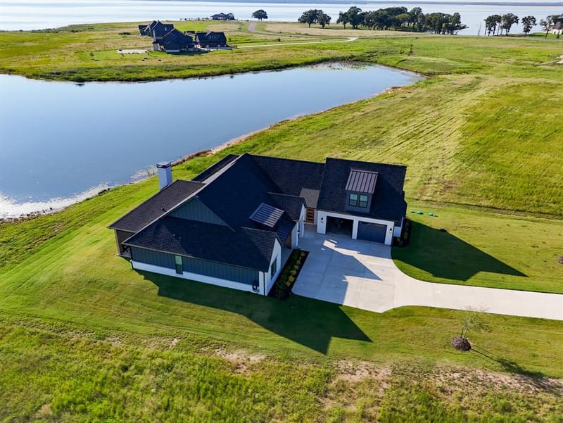 415 Sailview Court, Honey Grove TX 75446 - Photo 6