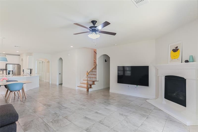 10245 Marathon Court, McKinney TX 75071 - Photo 11