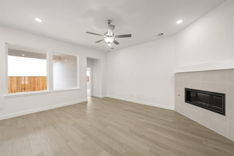 1023 Wheatland, Justin TX 76247 - Photo 3