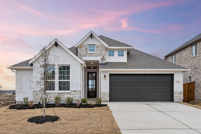 1023 Wheatland, Justin TX 76247