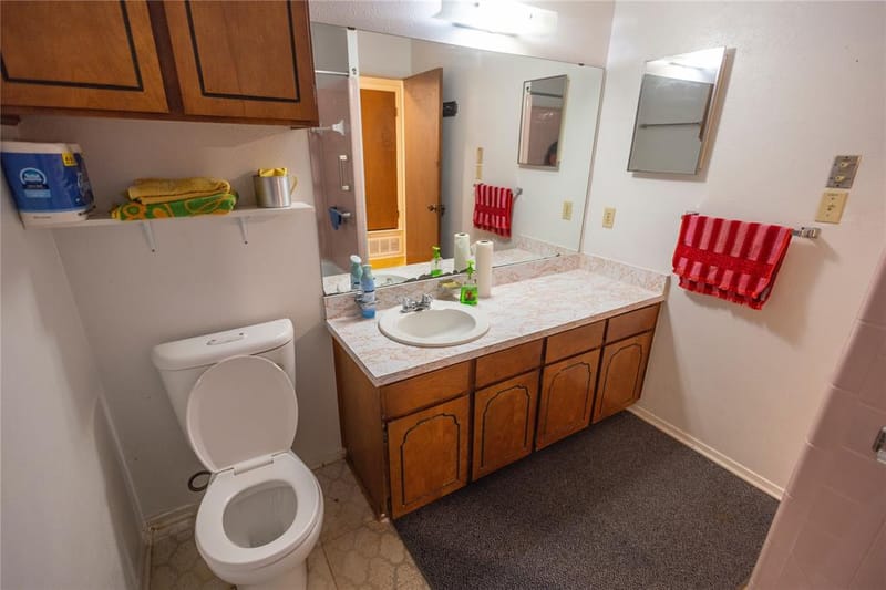 809 Lomo Street, Fort Worth TX 76110 - Photo 29