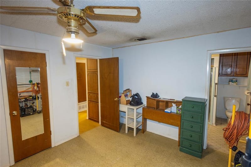 809 Lomo Street, Fort Worth TX 76110 - Photo 21