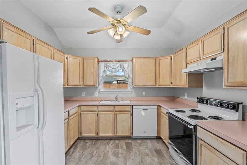 7301 Wagonwheel Road, Fort Worth TX 76133 - Photo 26