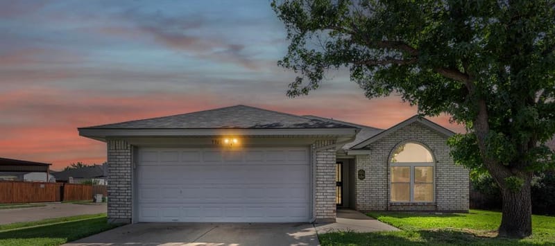 7301 Wagonwheel Road, Fort Worth TX 76133