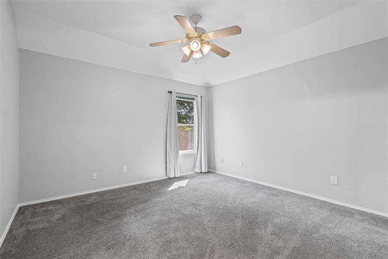 7301 Wagonwheel Road, Fort Worth TX 76133 - Photo 9