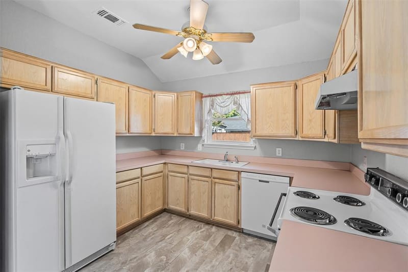 7301 Wagonwheel Road, Fort Worth TX 76133 - Photo 24