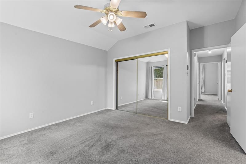 7301 Wagonwheel Road, Fort Worth TX 76133 - Photo 10