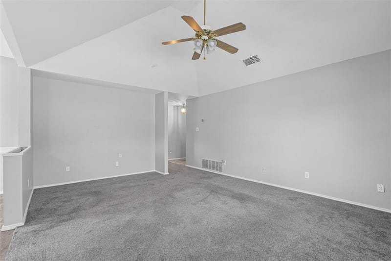 7301 Wagonwheel Road, Fort Worth TX 76133 - Photo 19