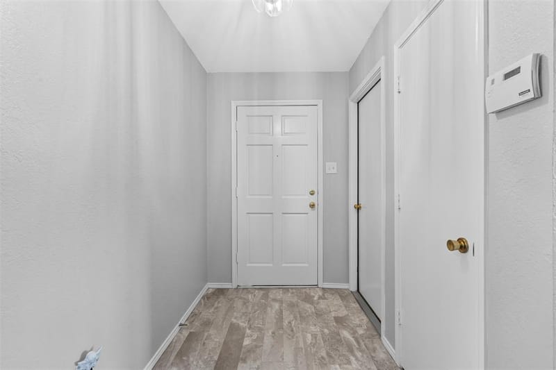 7301 Wagonwheel Road, Fort Worth TX 76133 - Photo 8