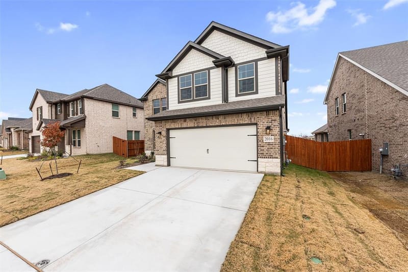 2016 Velora Drive, Haslet TX 76052 - Photo 3