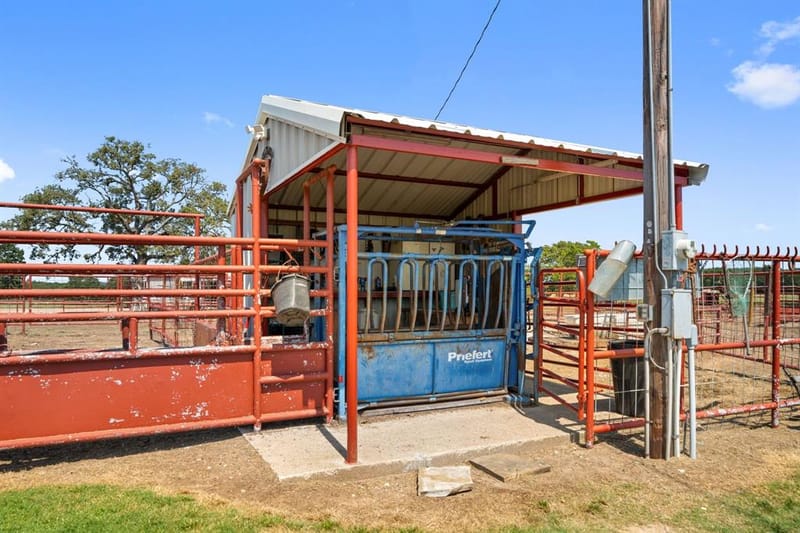 204 Cr 107, Whitesboro TX 76273 - Photo 22