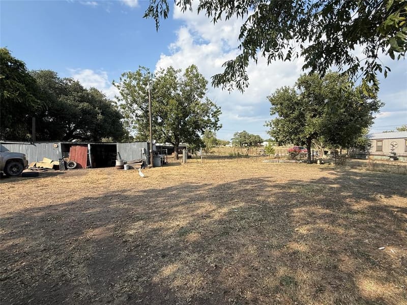 414 E Harris Street, Dublin TX 76446 - Photo 10
