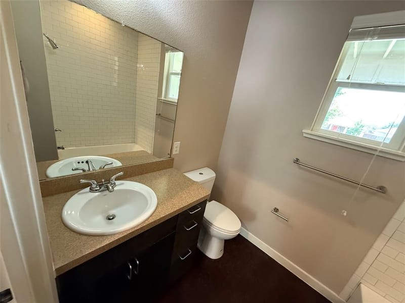 2823 South Boulevard, Dallas TX 75215 - Photo 20