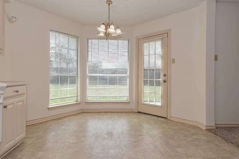 517 Highland Oaks Drive, Greenville TX 75402 - Photo 23