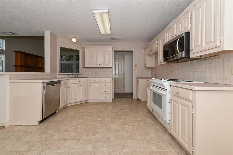 517 Highland Oaks Drive, Greenville TX 75402 - Photo 22