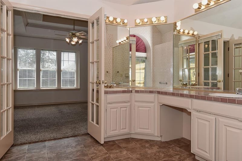 517 Highland Oaks Drive, Greenville TX 75402 - Photo 29
