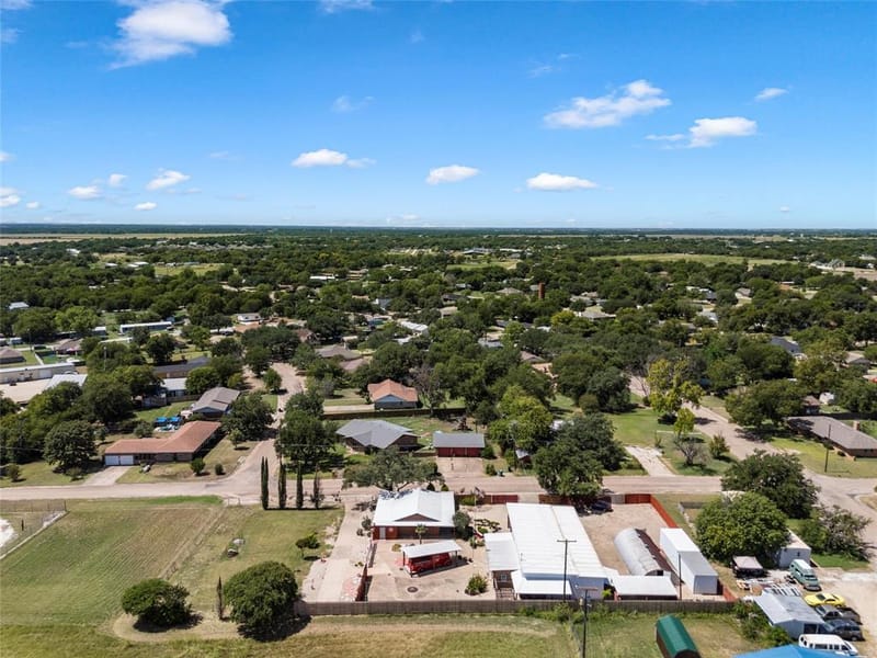 303 Westlake Drive, Woodway TX 76712 - Photo 39
