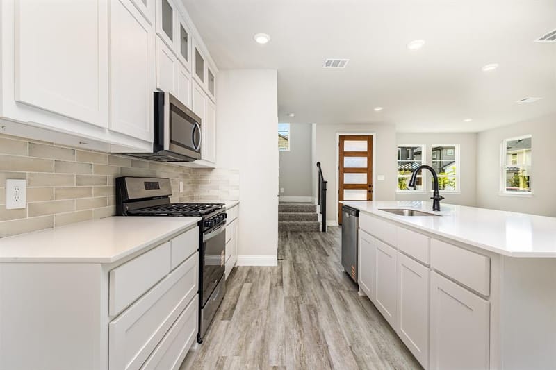 7221 Bayhill Lane, Rowlett TX 75088 - Photo 8