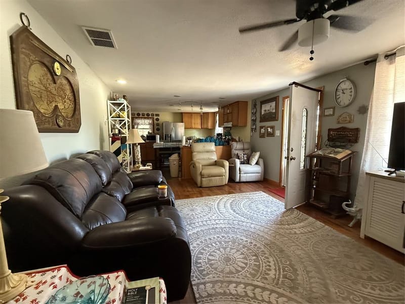 501 E Fitzgerald Street, Bangs TX 76823 - Photo 6