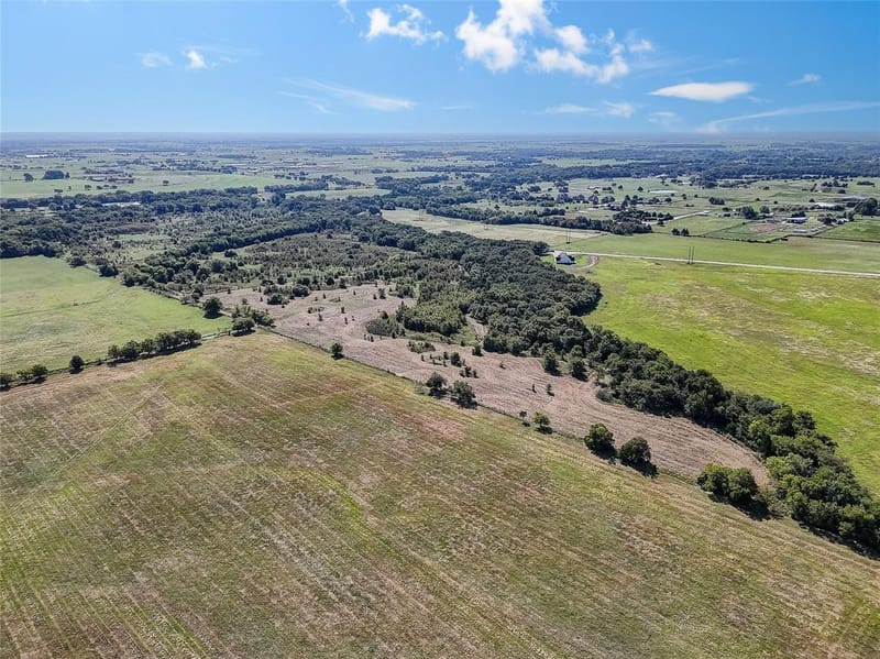 808 W Line Road, Whitesboro TX 76273 - Photo 27