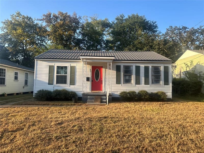 254 E Slattery Boulevard, Shreveport LA 71104
