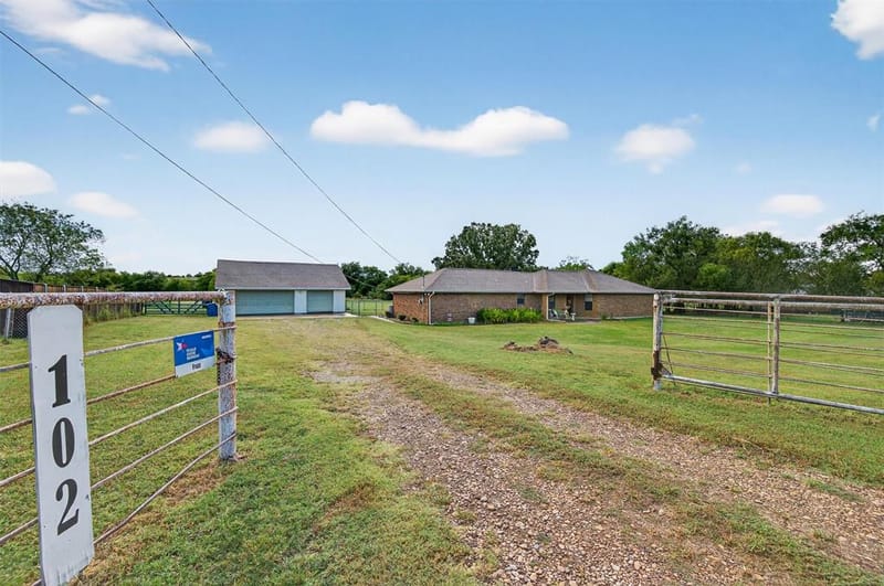 102 N 9th Street, Gunter TX 75058 - Photo 6