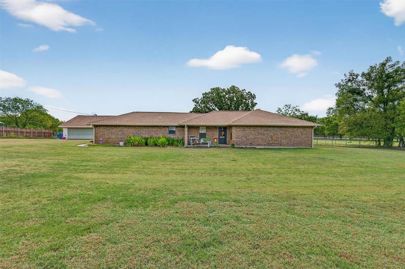 102 N 9th Street, Gunter TX 75058 - Photo 8