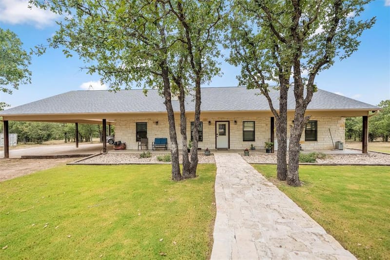 6000 County Road 351, Dublin TX 76446