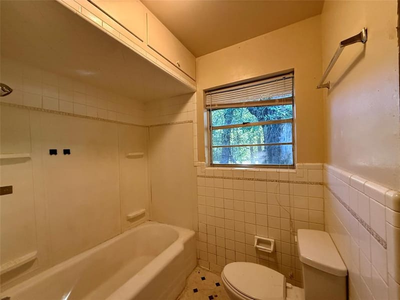 208 W Main Street, Cumby TX 75433 - Photo 17