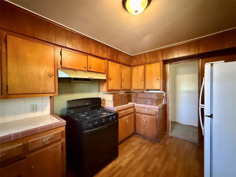 208 W Main Street, Cumby TX 75433 - Photo 10