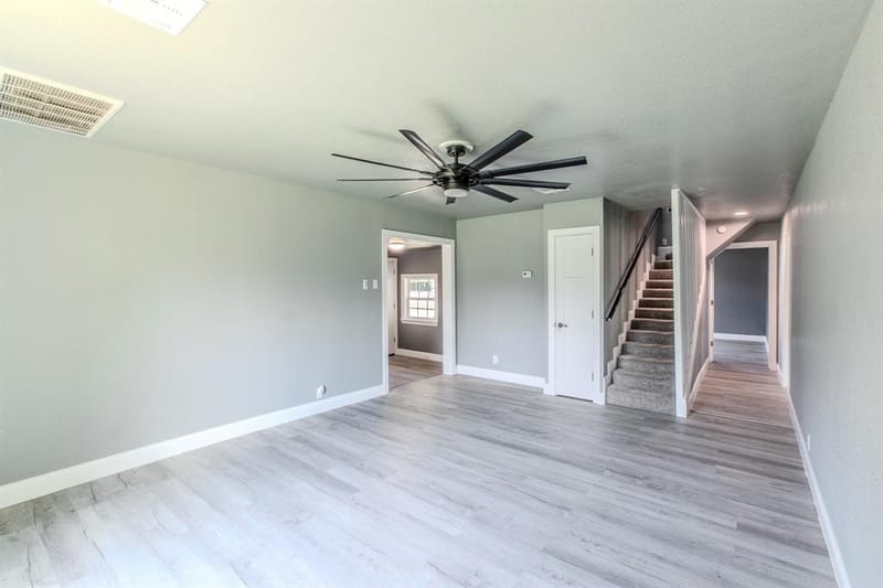 768 ELMWOOD Drive, Woodway TX 76712 - Photo 7