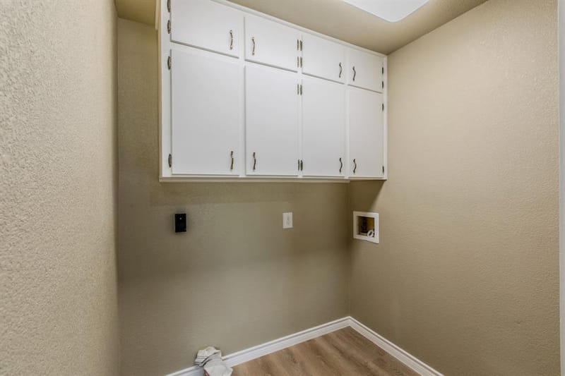 768 ELMWOOD Drive, Woodway TX 76712 - Photo 14