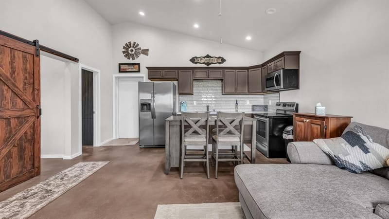 3810 Fairview Road, Millsap TX 76066 - Photo 2