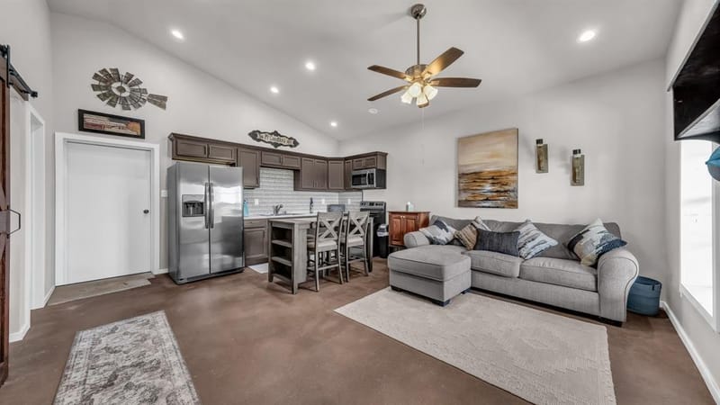 3810 Fairview Road, Millsap TX 76066 - Photo 7