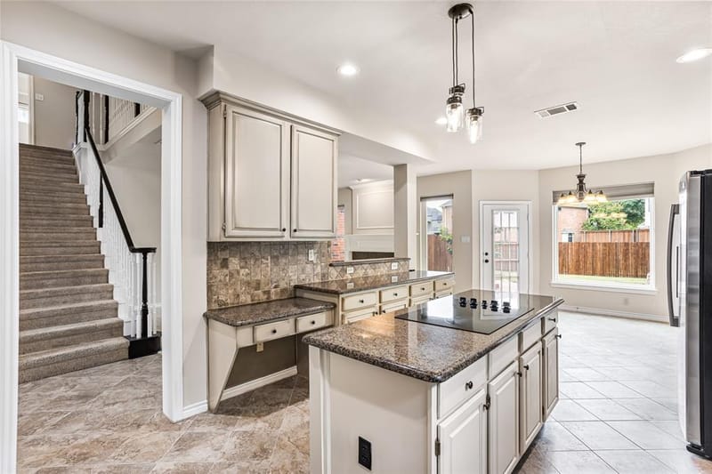 3905 Waynoka Drive, Carrollton TX 75007 - Photo 8