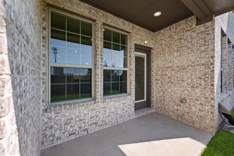 672 Sandiford, Mansfield TX 76063 - Photo 38