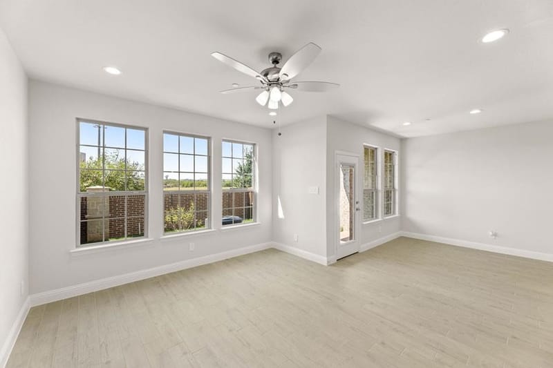 672 Sandiford, Mansfield TX 76063 - Photo 10