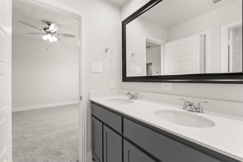 672 Sandiford, Mansfield TX 76063 - Photo 35