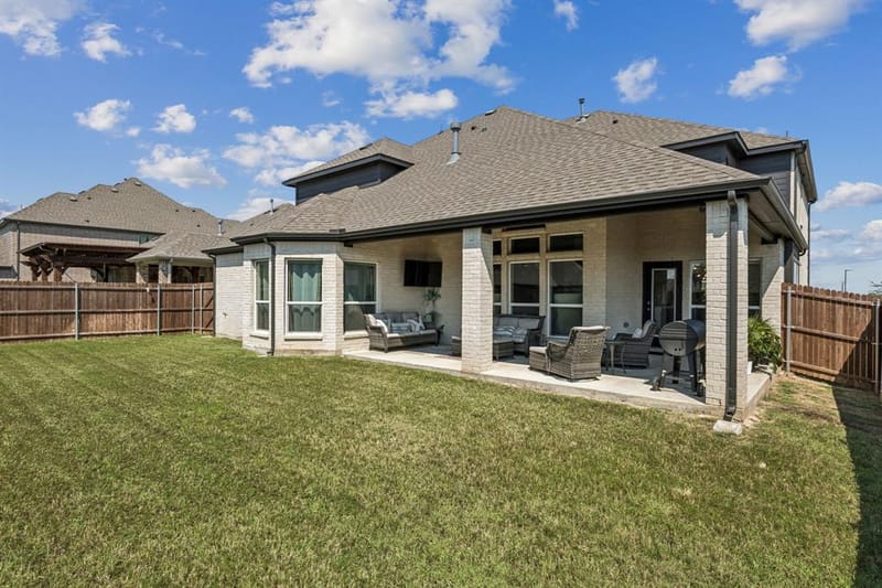 518 Valley Drive, Midlothian TX 76065 - Photo 32