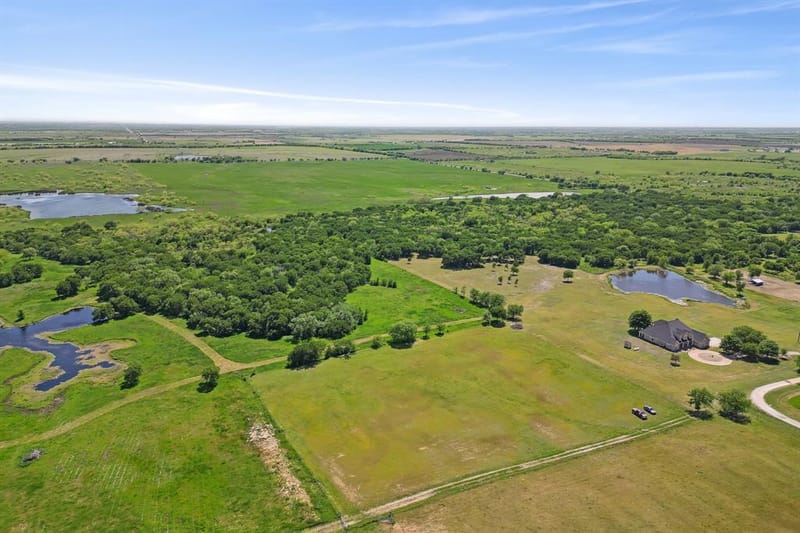 626 Scoggins Road, Tioga TX 76271 - Photo 9