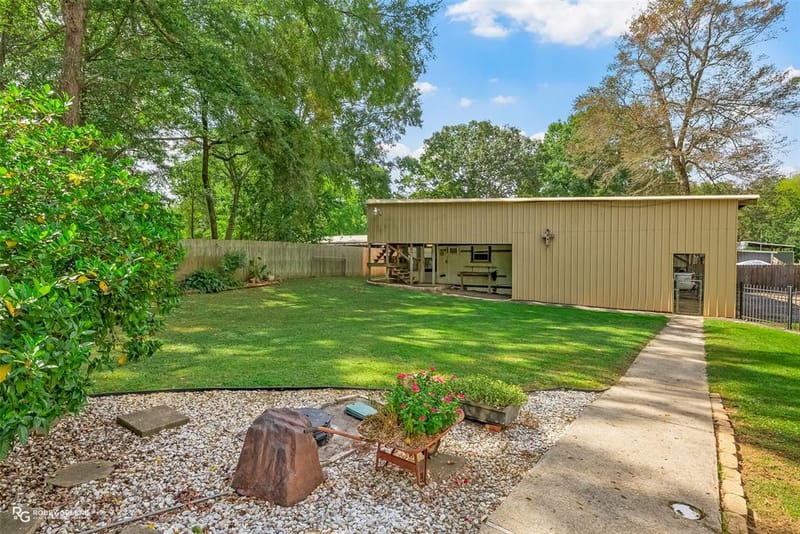 545 Timbers East Drive, Haughton LA 71037 - Photo 21