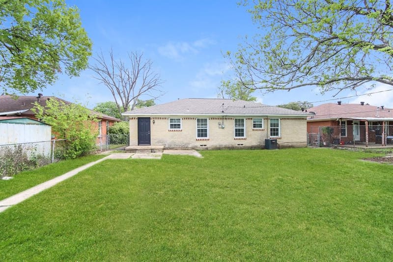 1823 Houghton Road, Dallas TX 75217 - Photo 16