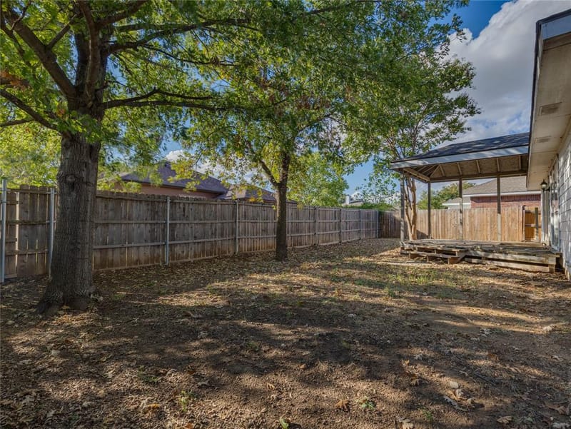 112 Kensington Court, Rhome TX 76078 - Photo 27