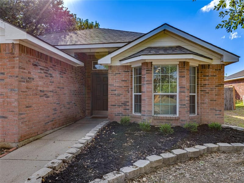 112 Kensington Court, Rhome TX 76078 - Photo 2