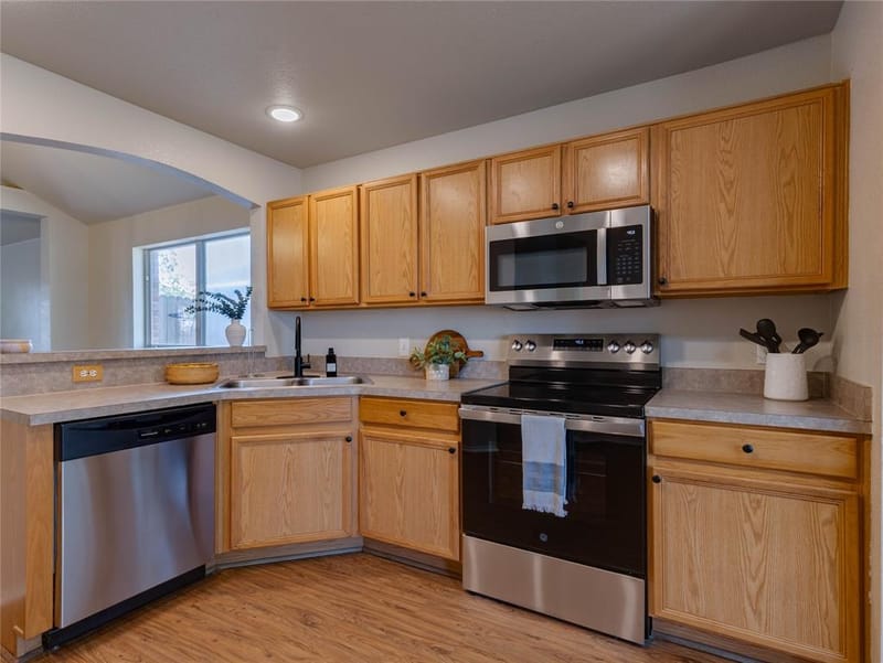 112 Kensington Court, Rhome TX 76078 - Photo 6
